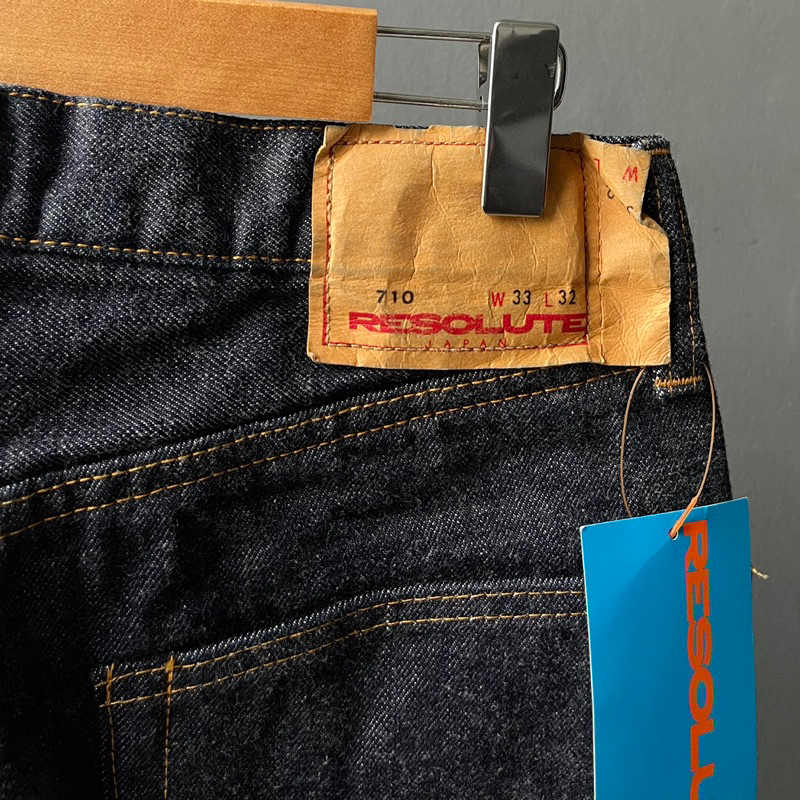 RESOLUTE 710 MADE IN JAPAN