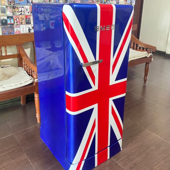 ตู้เย็นสั่งทำสไตส์ Smeg เป็นตู้เย็นสไตล์ 50’S RETRO ขนาด6.5คิว หนึ่งประตู ระบบออโต้ ลายธงชาติอังกฤษ