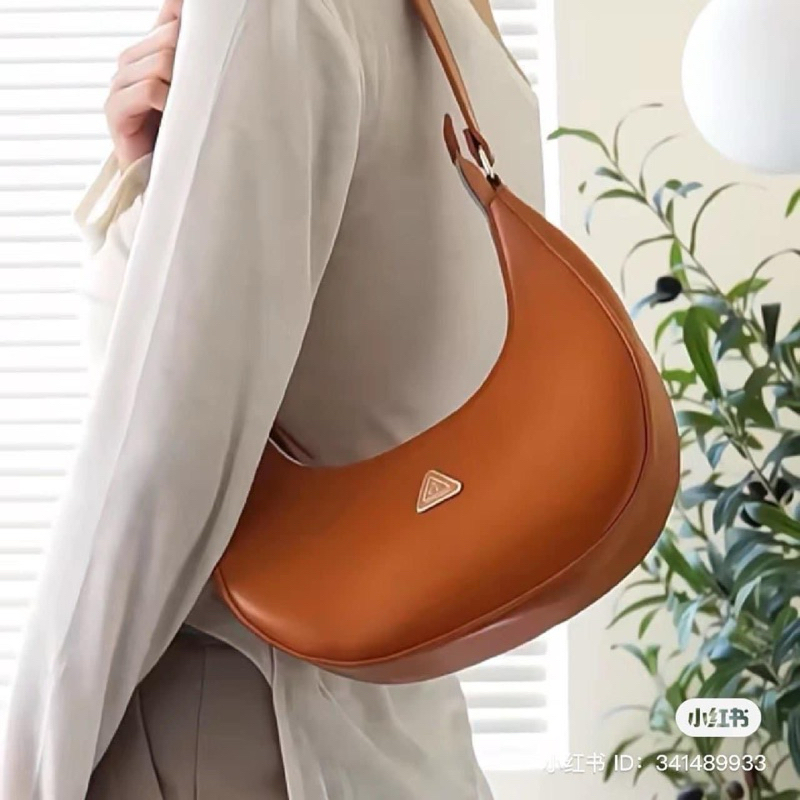 3CE Crescent Bag #ของแท้