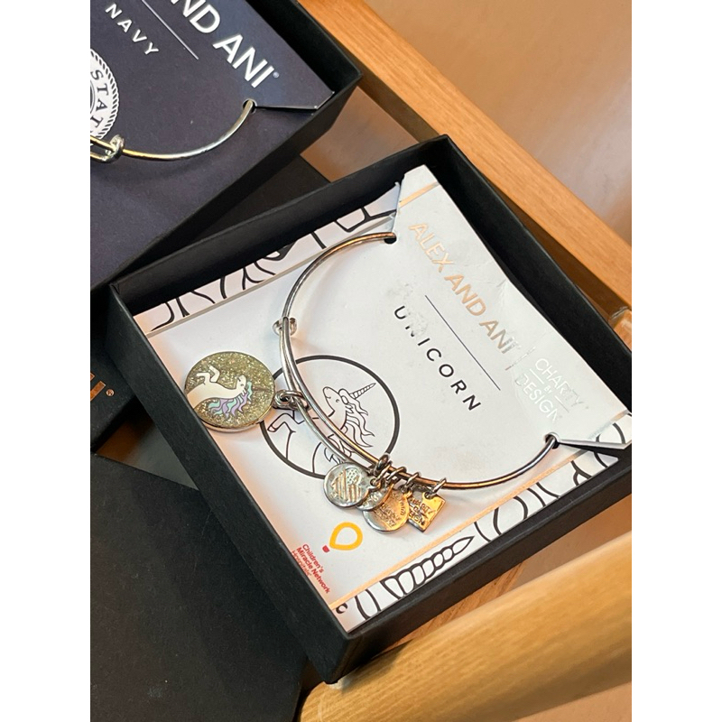 กำไล Alex and ani แท้ ใหม่พร้อมกล่อง💯