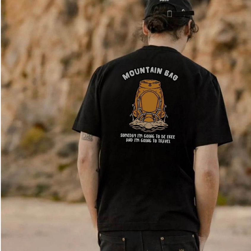 เสื้อยืดแขนสั้น Mountain bag