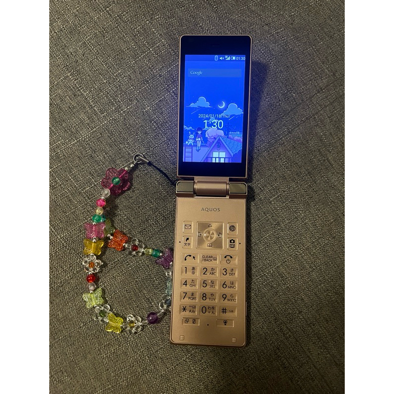 มือถือฝาพับมือสอง เล่นเฟส ไอจีได้ Flip phone SHARP AQUOS K-TAI 501 สีทอง
