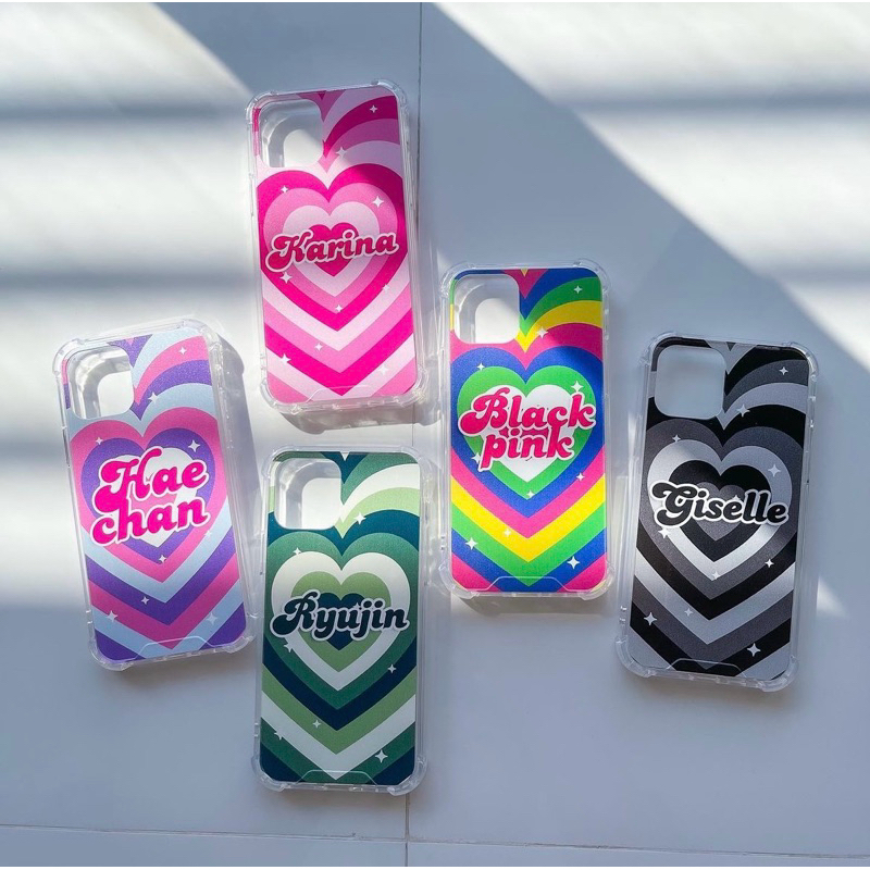 เคสสำหรับไอโฟน ใส่ชื่อได้ รูปหัวใจ มีหลากหลายสี ไม่จำกัดชื่อ รอ1-2วัน ส่งจากไทย