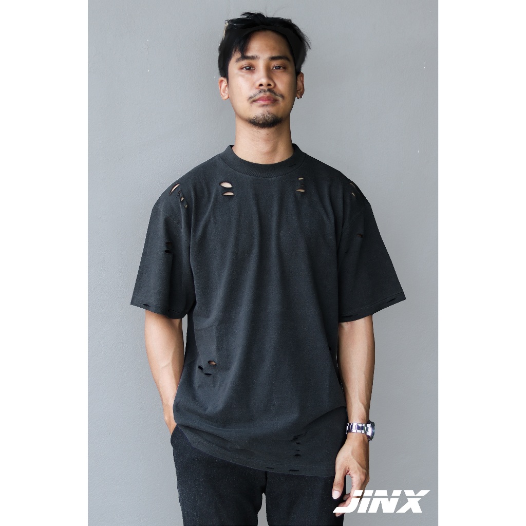 เสื้อยืดฟอกสีเฟด Jinx Ripped faded tee