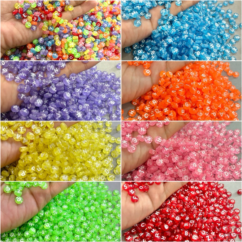 ลูกปัดตัวอักษรภาษาอังกฤษสีใส จำนวน 100 ชิ้น