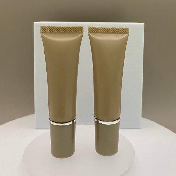 FF00หลอดโฟมมุกฝาคาดเงินขนาด10กรัม