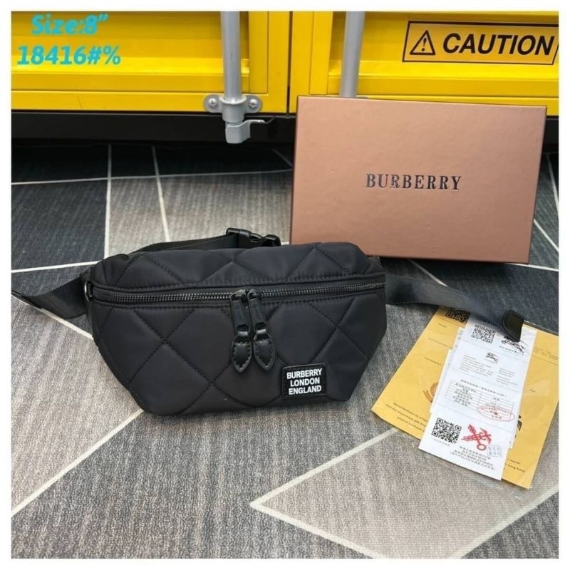 เช็คของก่อนสั่ง FREE BOX กระเป๋าคาดอก BURBERRY