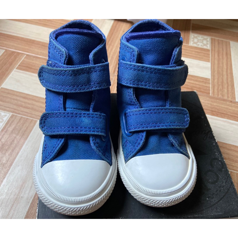 Converse รองเท้าสำหรับเด็ก ไซส์ 6US เท้ายาว 13CM.