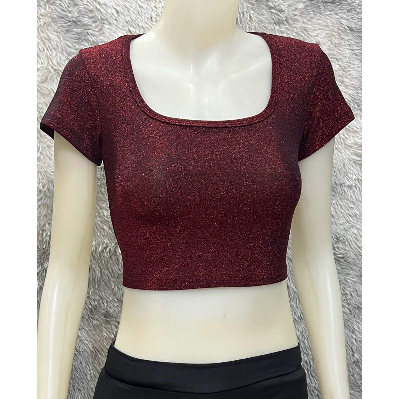 Sns95🫅🏻เสื้อครอปเอวลอย🫅🏻คอยูแขนสั้น🫅🏻ผ้าshine