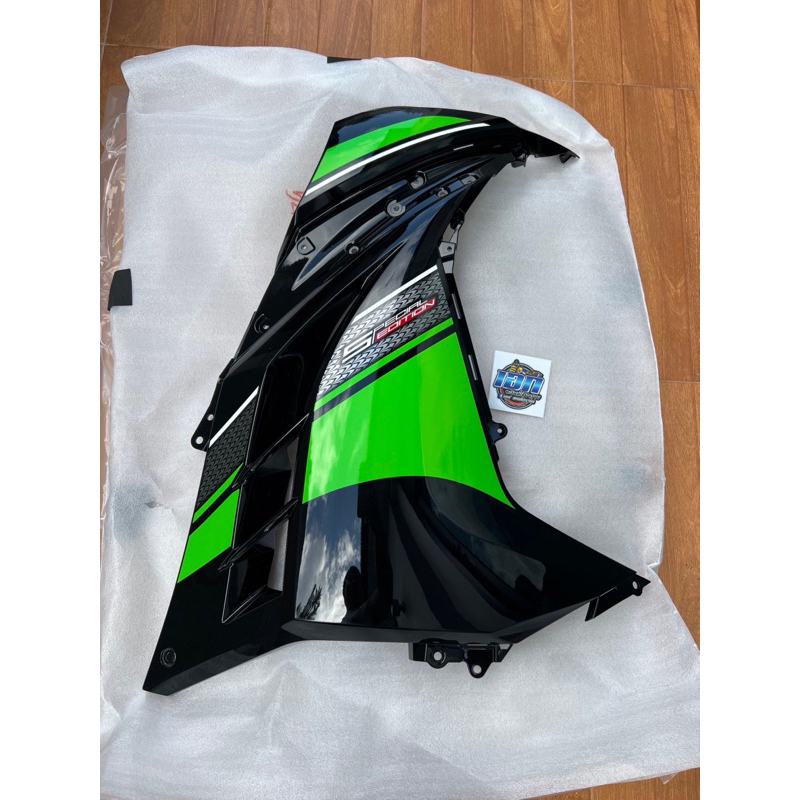 แฟริ่งข้าง kawasaki Ninja250 300แท้ใหม่ศูนย์ รถบิ๊กไบค์ แฟริ่งข้าง อะไหล่รถ