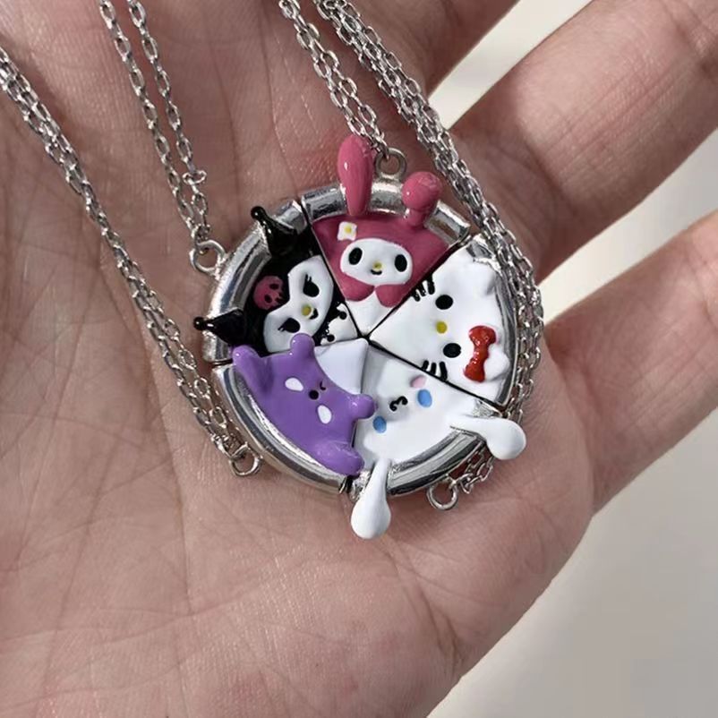 CODส่งเร็ว สร้อยคอแม่เหล็กSANRIOจี้รูปพิซซ่าKuromi Melodyแฟชั่นเกาหลีสําหรับนักเรียนโซ่ไหปลาร้า