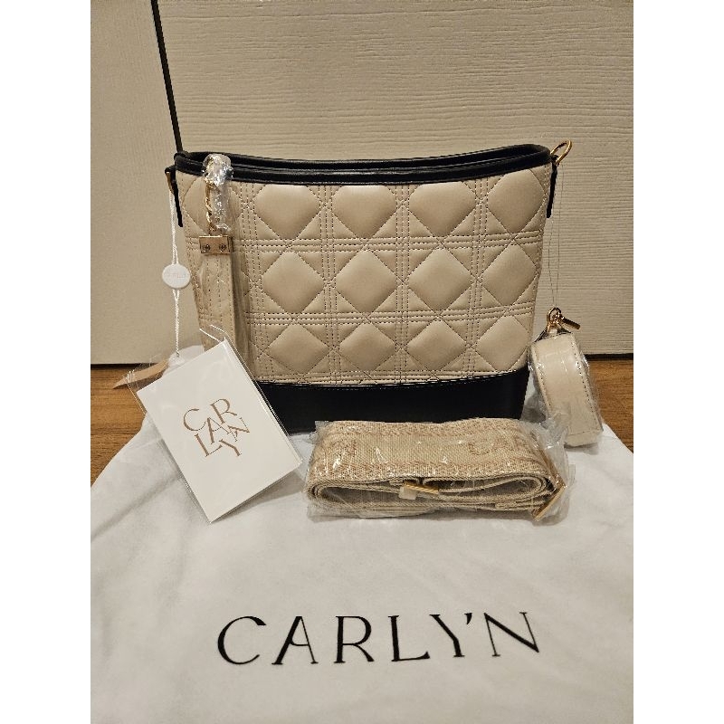 กระเป๋า Carlyn รุ่น Reen สีเบจ (มี 2 สาย) แท้ 100%