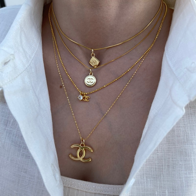 MT-10 เซ็ตสร้อยCharm C h a ของสมนาคุณแท้จากเคาท์เตอร์ 1 set = 4 เส้นพร้อมแถมถุงกระดาษ