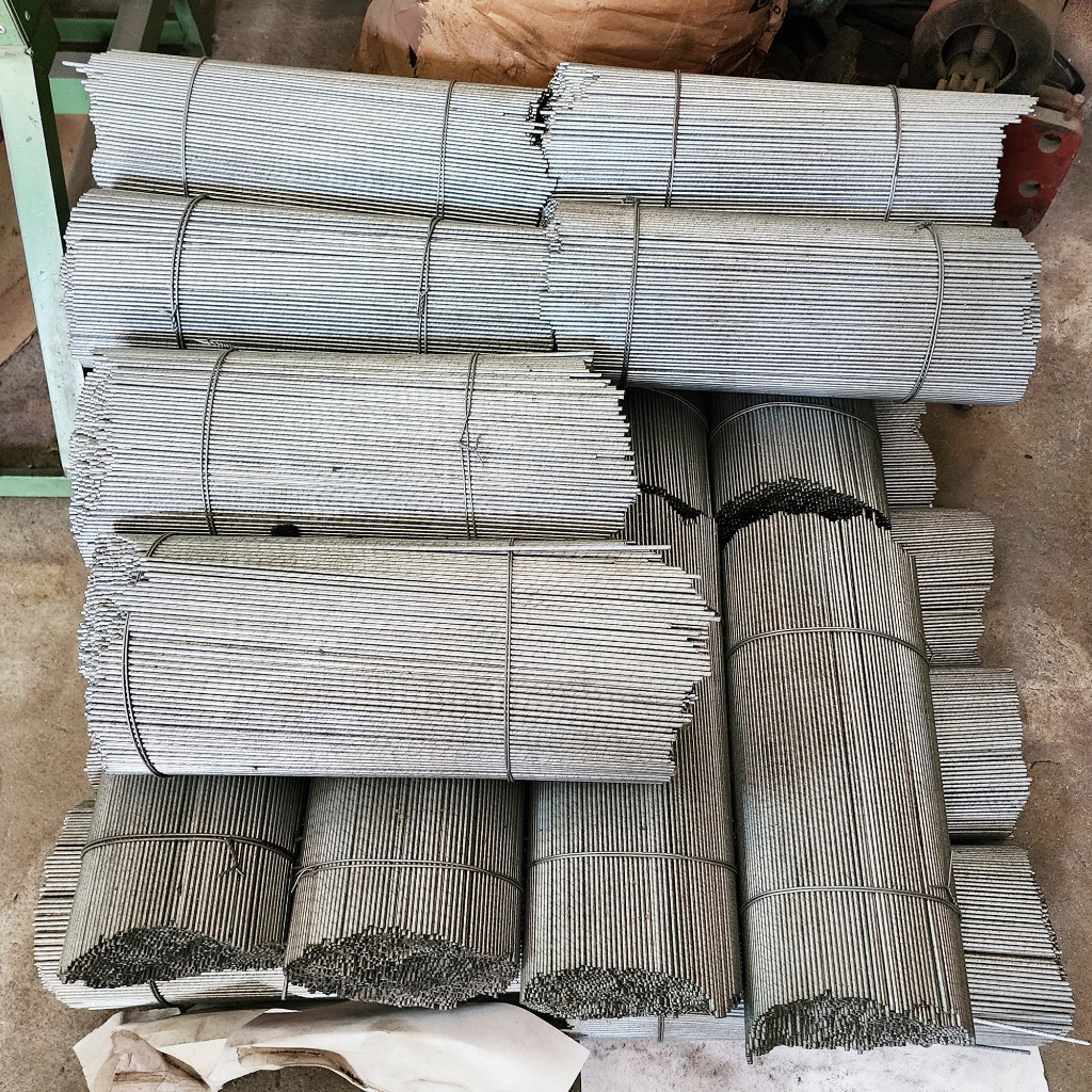 ลวดขาว ลวดสังกะสี ลวดชุบสังกะสี 3มิล (เบอร์#11) รีดตรง ยาว32ซม.