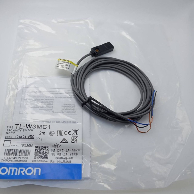 ล้างสต๊อก Omron TL-W3MC1 sensor เซ็นเซอร์ Proximity DC12- 24V3สาย, NPN-NO