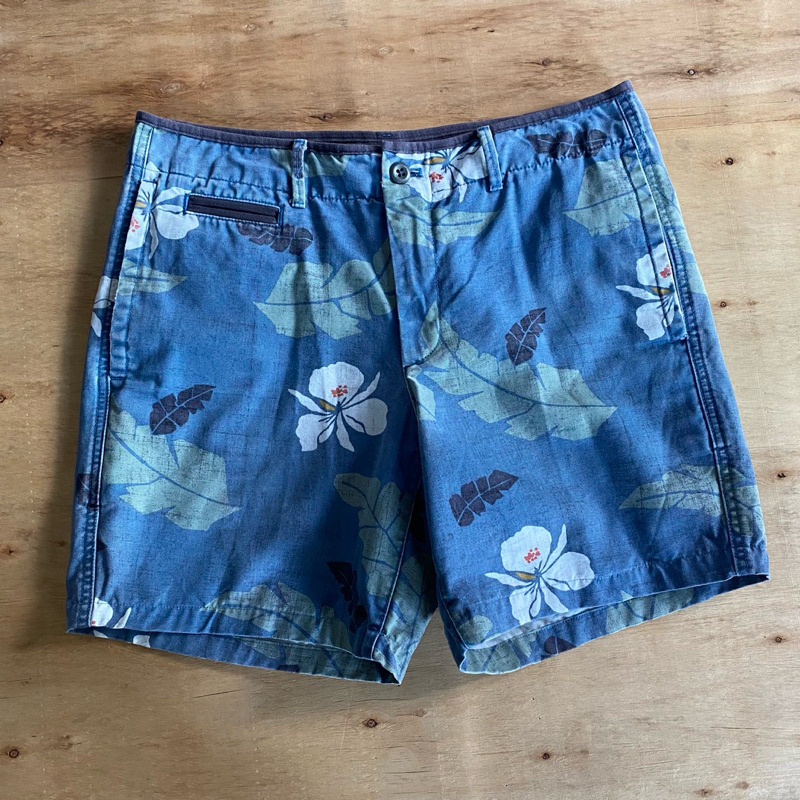 กางเกงขาสั้น Gap เอว 32