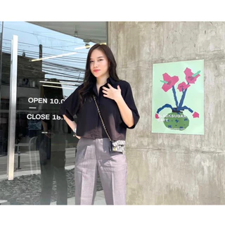 เสื้อครอปเชิ้ตผ้าสปัน เนื้อผ้านุ่มใส่สบายมาก Size อก 42 พร้อมส่ง
