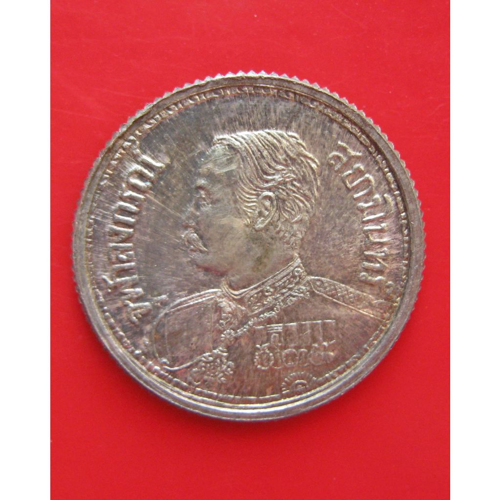 เหรียญเทิดพระเกียรติ  ร.5 หลังช้างสามเศียร ''เนื้อเงิน''  ปี2535 ตอกโค๊ด หลวงพ่อเกษม เขมโก กล่องเดิม .