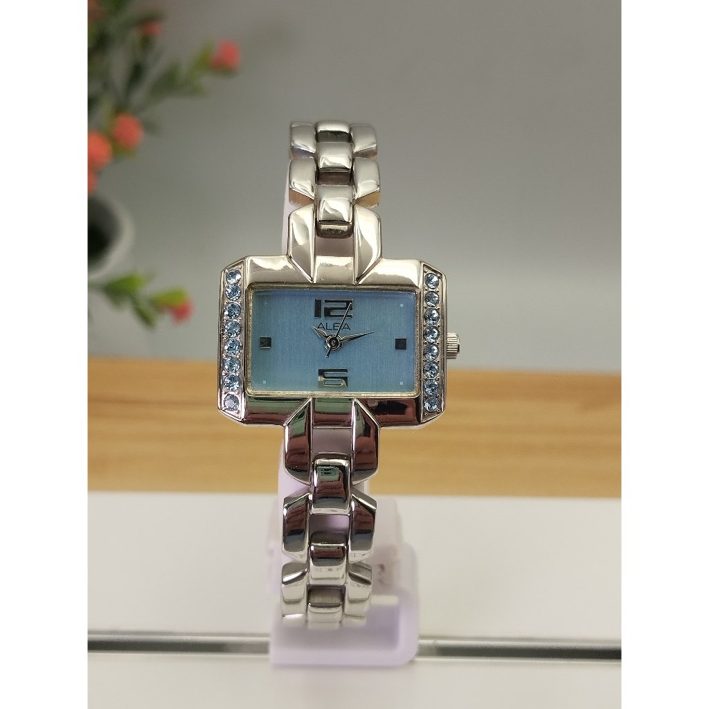 นาฬิกาผู้หญิง ALBA Japan Quartz รุ่น AC3Q65X1 ทรงสี่เหลี่ยม คริสตัลจาก SWAROVSKI (swiss) ประกันแท้