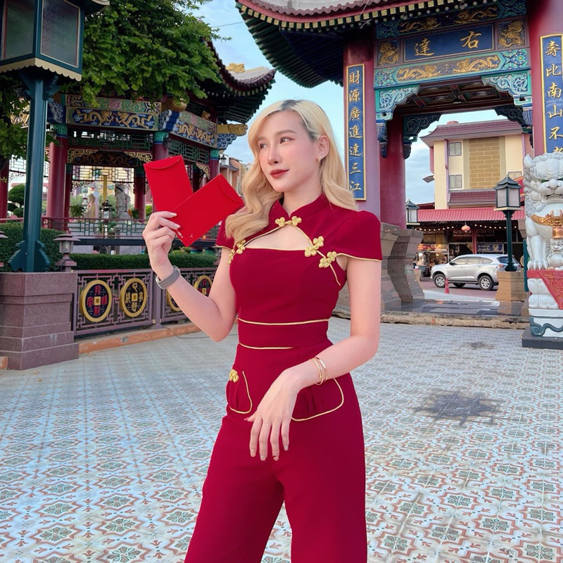 Used⭐️ จั๊มสูท งานป้าย Vallay Girl Size M ใหม่มาก ใส่ครั้งเดียว