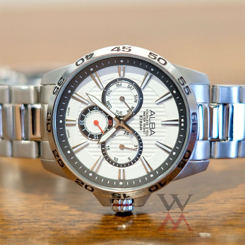 นาฬิกา ALBA รุ่น AG8J71X1 10BAR Quartz ref.VD75-X086 (หน้าขาว/ขอบเงิน-เรือนเงิน)