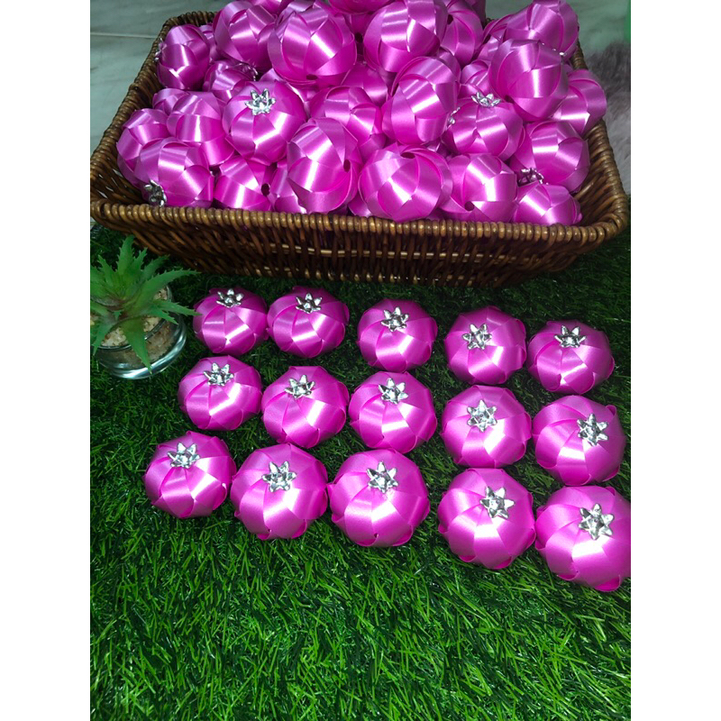 เหรียญโปรยทานลูกจันทน์สีหวานๆ(ตัวเปล่า) พร้อมส่ง