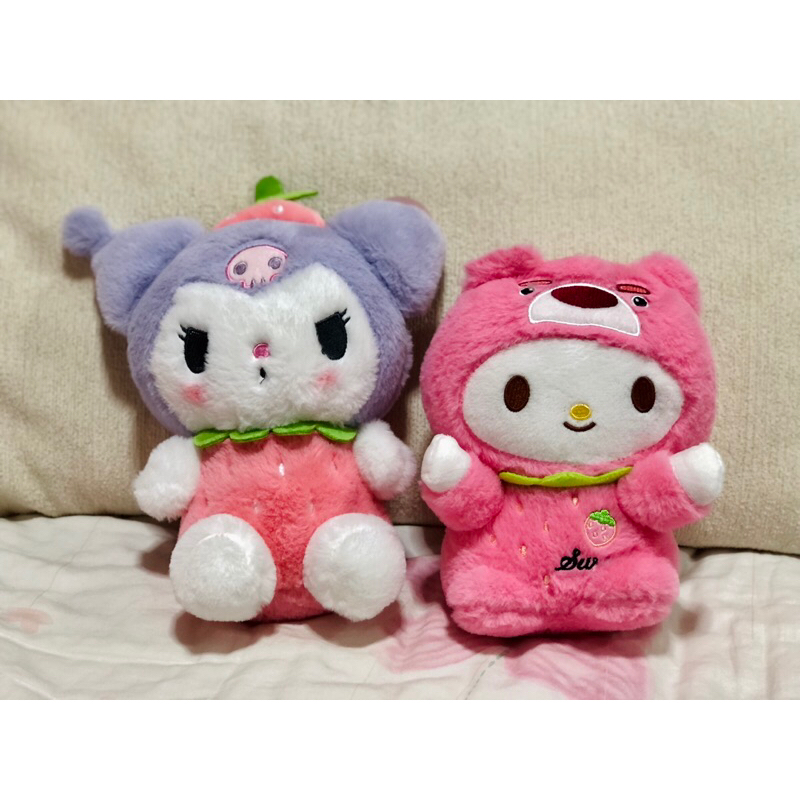 ตุ๊กตา Sanrio คุโรมิ 😈 และ หมีล็อตโซ่ 🍓 (ตู้คีบกลาง)