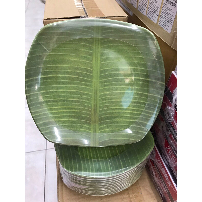 จานใบตอง ขนาด 7.5”*8” เนื้อเมลามีน บรรจุ 12 ชิ้น