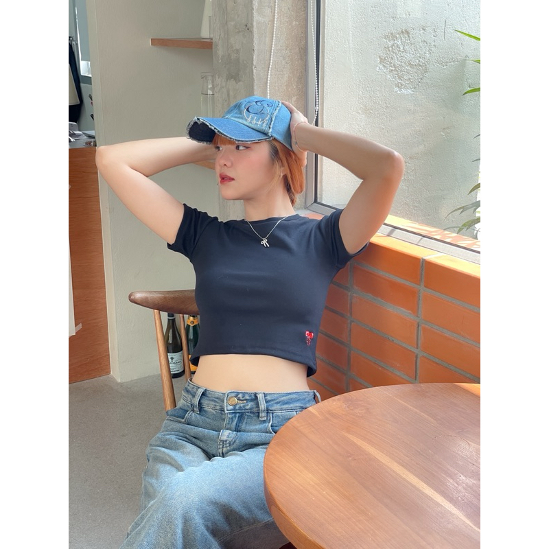 เสื้อยืดเข้ารูปสีnior(ดำ)รุ่น Dollette ribbon  top🎀