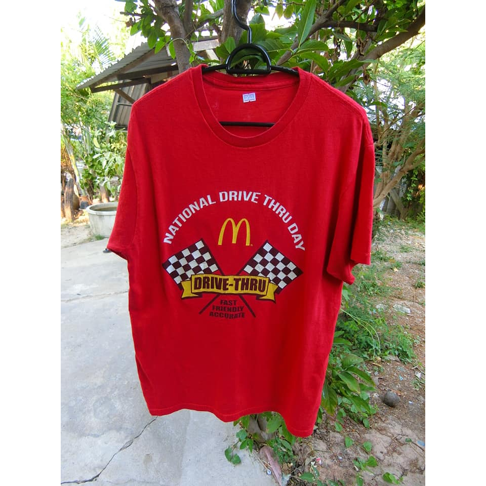 เสื้อยืด McDonald's สวย