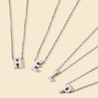สร้อยตัวอักษรภาษาอังกฤษตัวจิ๋ว ไม่ลอก ไม่ดำ A-Z มีสีเงิน สีทอง สร้อยมินิมอล