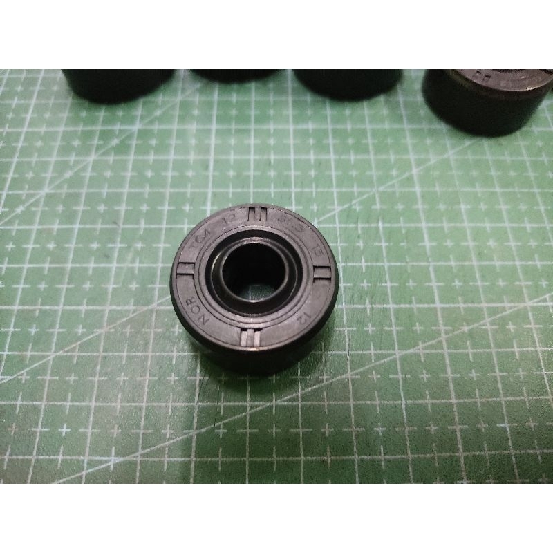 ซีลโช้คYSS NOR TC4 12 x 31.5 x 15