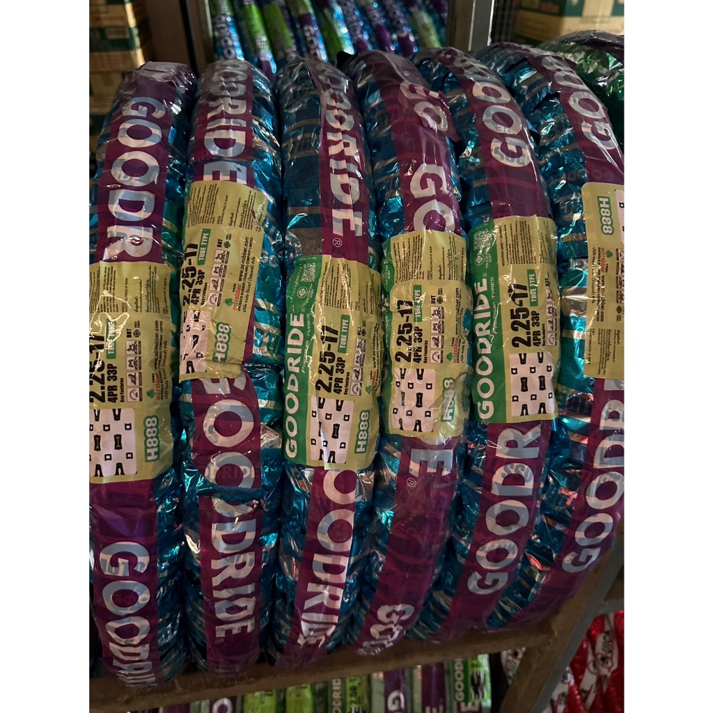 GOODRIDE ยางนอกมอเตอร์ไซค์ขอบ 17 ลายMC H888