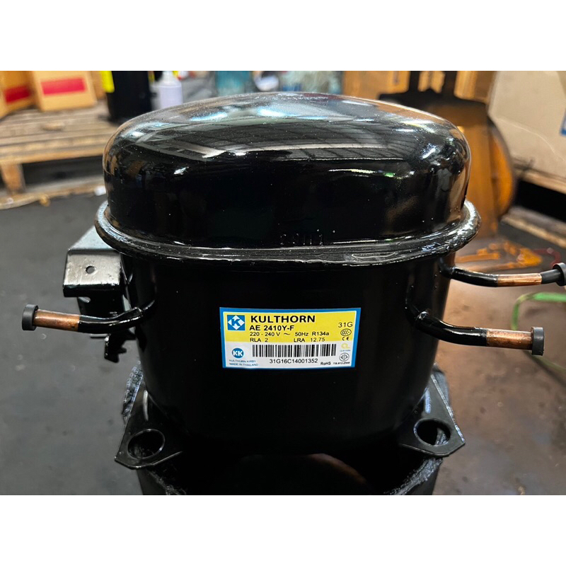 คอมเพรสเซอร์ตู้แช่ 2 ประตู AE2410 R134