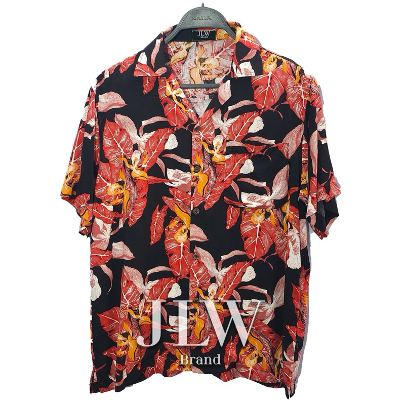 เสื้อฮาวาย ลายใบไม้สี แดง