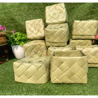 กล่องข้าวใบตาล กระติ๊บข้าวนึ่ง 8x8 ซม.พร้อมส่ง ร้านอาหาร