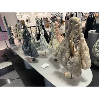 (พร้อมส่ง) Carlyn Bag รุ่น Lane (TH 1st Anniversary) ของแท้100%