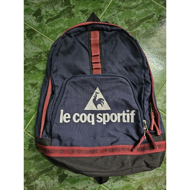 พร้อมส่ง กระเป๋าเป้มือสอง Le coq sportif สีกรมท่า สภาพดี