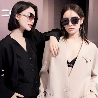 ❤️ซื้อ แว่นตากันแดด แถม แถมฟรี กล่องแว่น❤️ แถมฟรี กล่องแว่น แว่นตากันแดด แว่นตา ค่อยเปลี่ยน การแสงยูว แว่นดํ