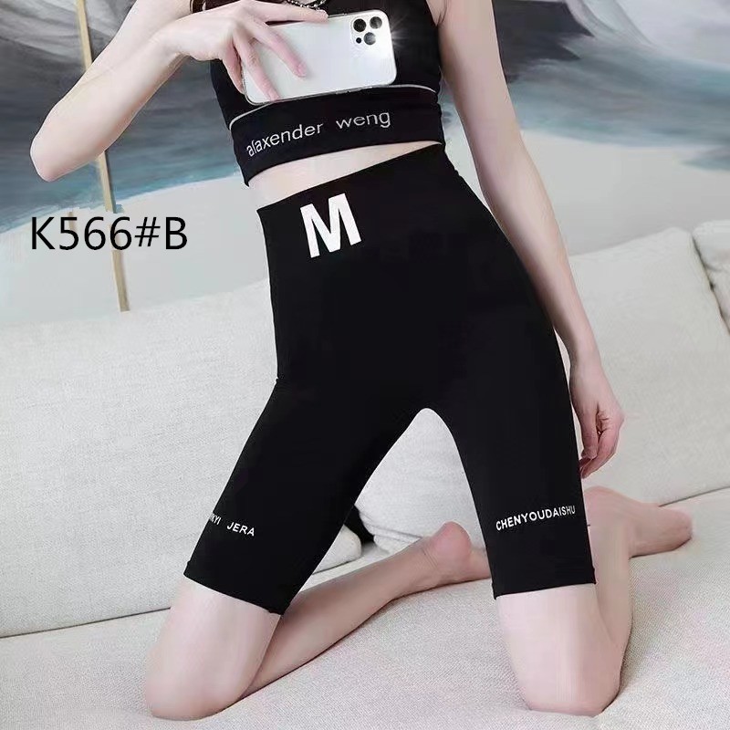 ผ้ายืดหยุ่น สวมใส่สบาย เลกกิ้งผู้หญิง กางเกงเลกกิ้ง 5 ส่วน สีดำ เลกกิ้งออกกำลังกาย ผ้านิ่มใส่สบาย กางเกงโยคะ K566