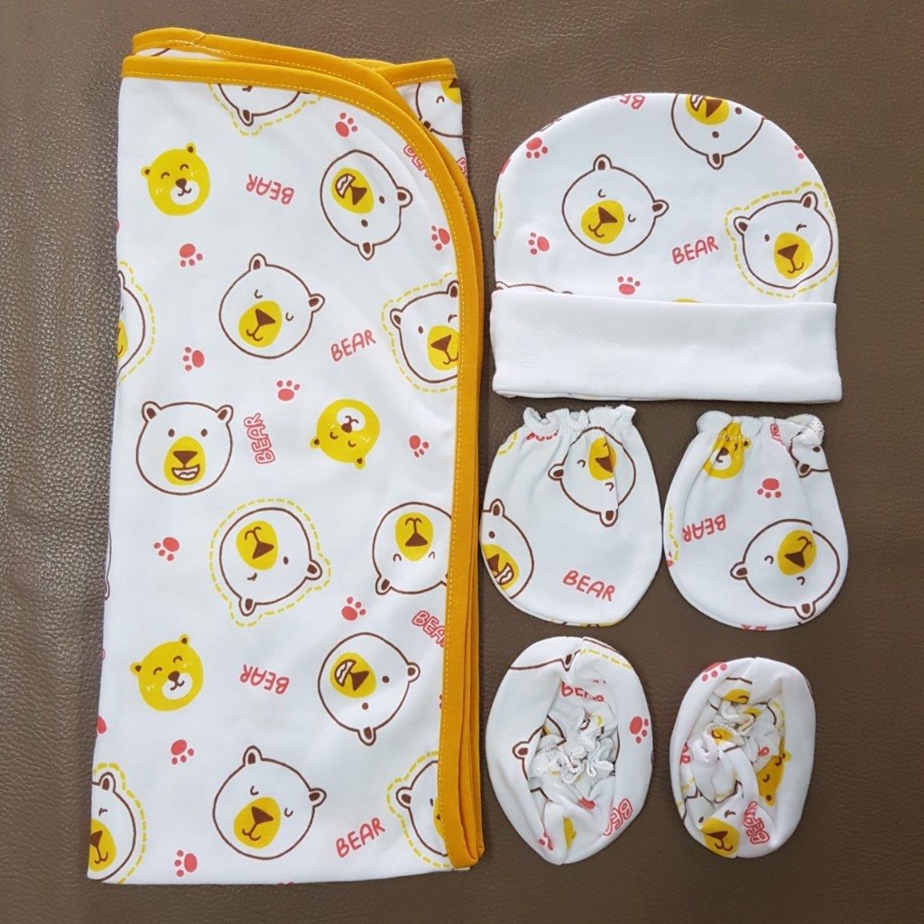 ลายใหม่ รวม 26 ลาย🔥เลือกลายได้​ เซ็ตผ้าห่อตัวเด็ก  หมวก ถุงมือ ถุงเท้า เกรดส่งออก - รูปที่ 2