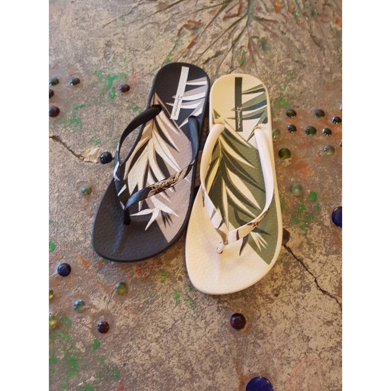 🌸Ipanema 884 รองเท้าแตะ ราคา 690