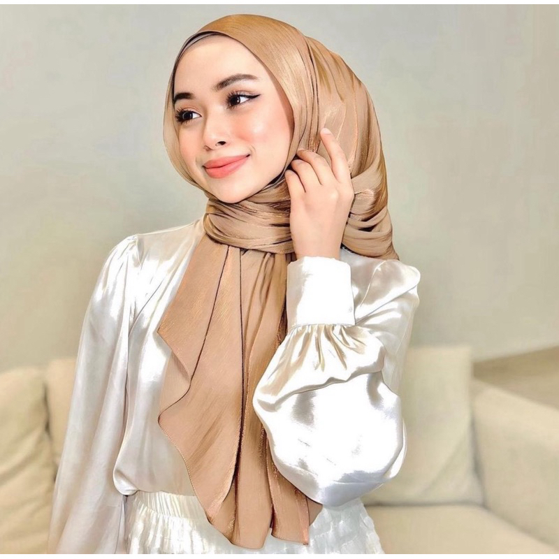 ผ้าคลุมซาตินวิ้งพันยาว(Shawl Shimmer