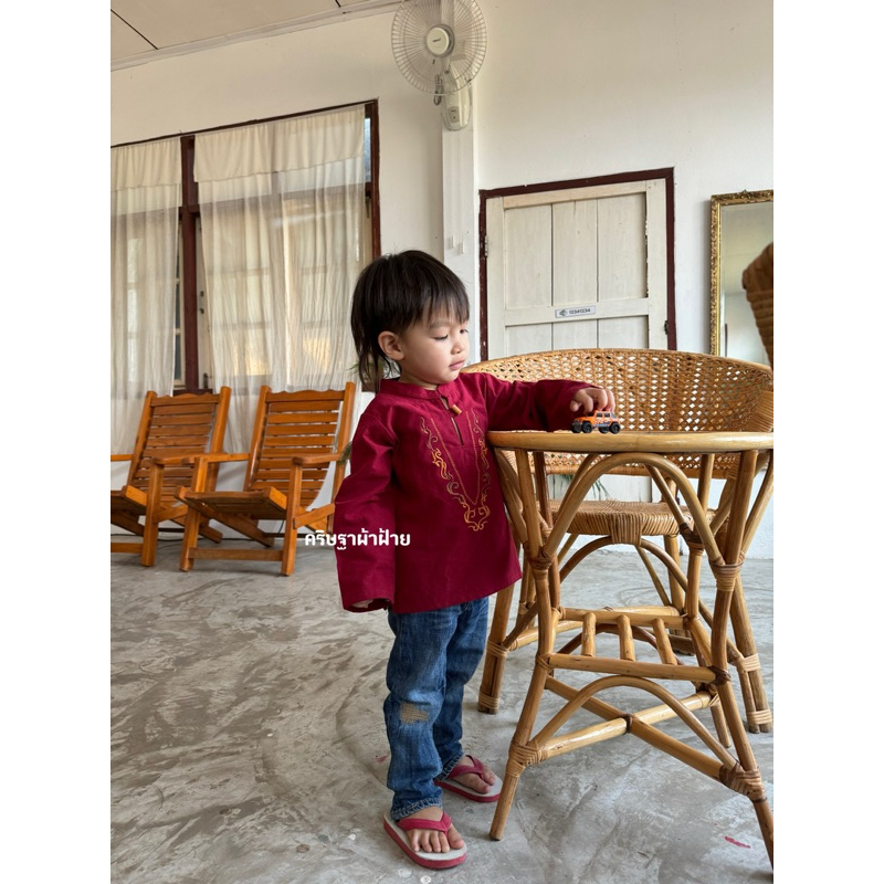 เสื้อเด็กหม่องวินเทจ(แขนยาว) ปักลายกนก สไตล์พื้นเมือง