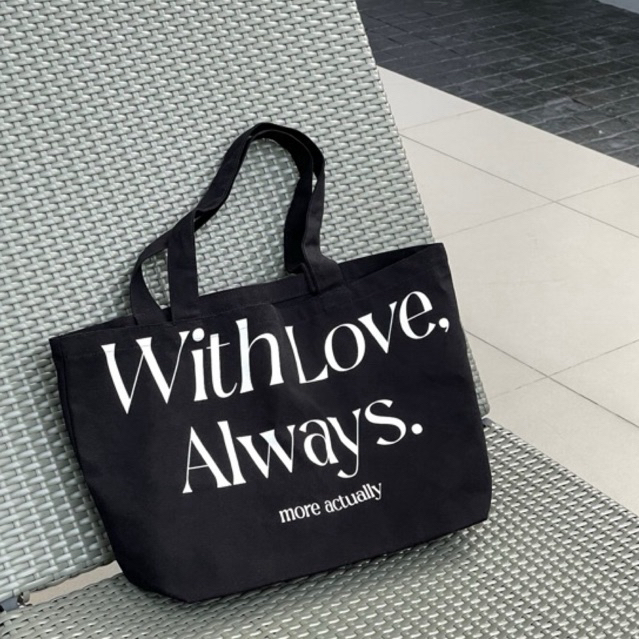 กระเป๋าผ้า Holiday bag ผ้าลายสอง cotton 100%
