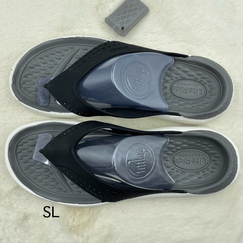 รองเท้าแตะหูหนีบของผู้ชาย Crocs มีหลายสีสวย มาใหม่ล่าสุด - รูปที่ 3