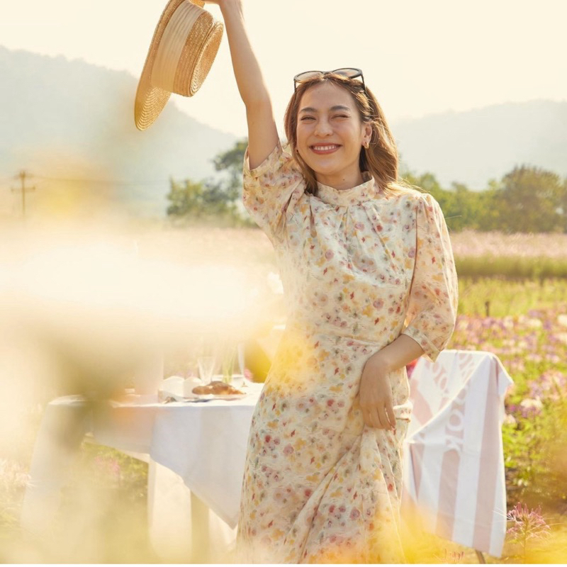 ส่งต่อเดรสยาว Lookbooklookbook (Size.XS, S , M และ L) รุ่น Ayumi สี Spring field ค่ะ (used)