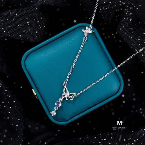 MEET พร้อมส่ง แฟชั่นสุดชิค สร้อยคอเงินแท้ Moonstone สร้อยเงิน สร้อยเงินแท้925 สร้อยคอเพชร สร้อยแฟชั่น สร้อยคอผู้หญิง