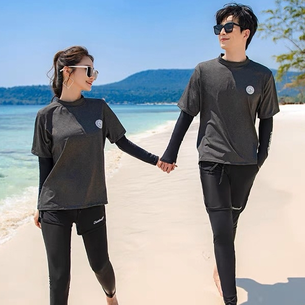 NEW ชุดว่ายน้ําแขนยาว ชุดดําน้ําผู้หญิง ชุดว่ายน้ําคู่ ผู้ชายและผู้หญิง กันUV ลายขายดี ดำน้ำ