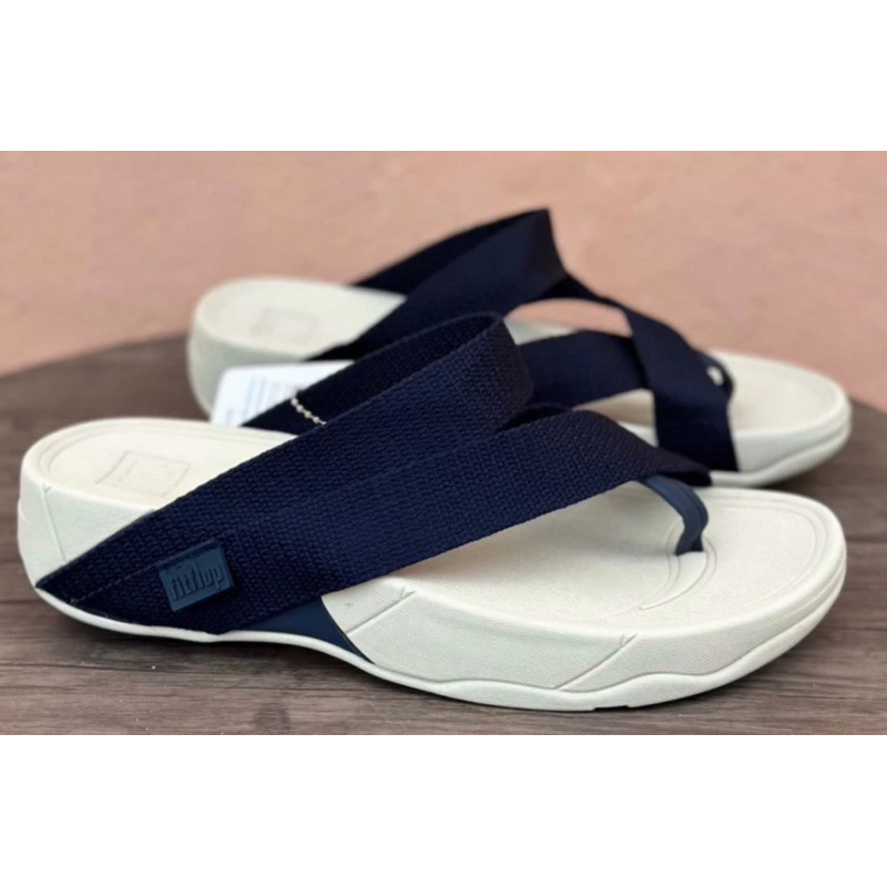 รองเท้าเเตะ fitflop สลิงรุ่นใหม่ สวย ใส่ได้ทั้ง หญิงและชายไซร้ 36----44
